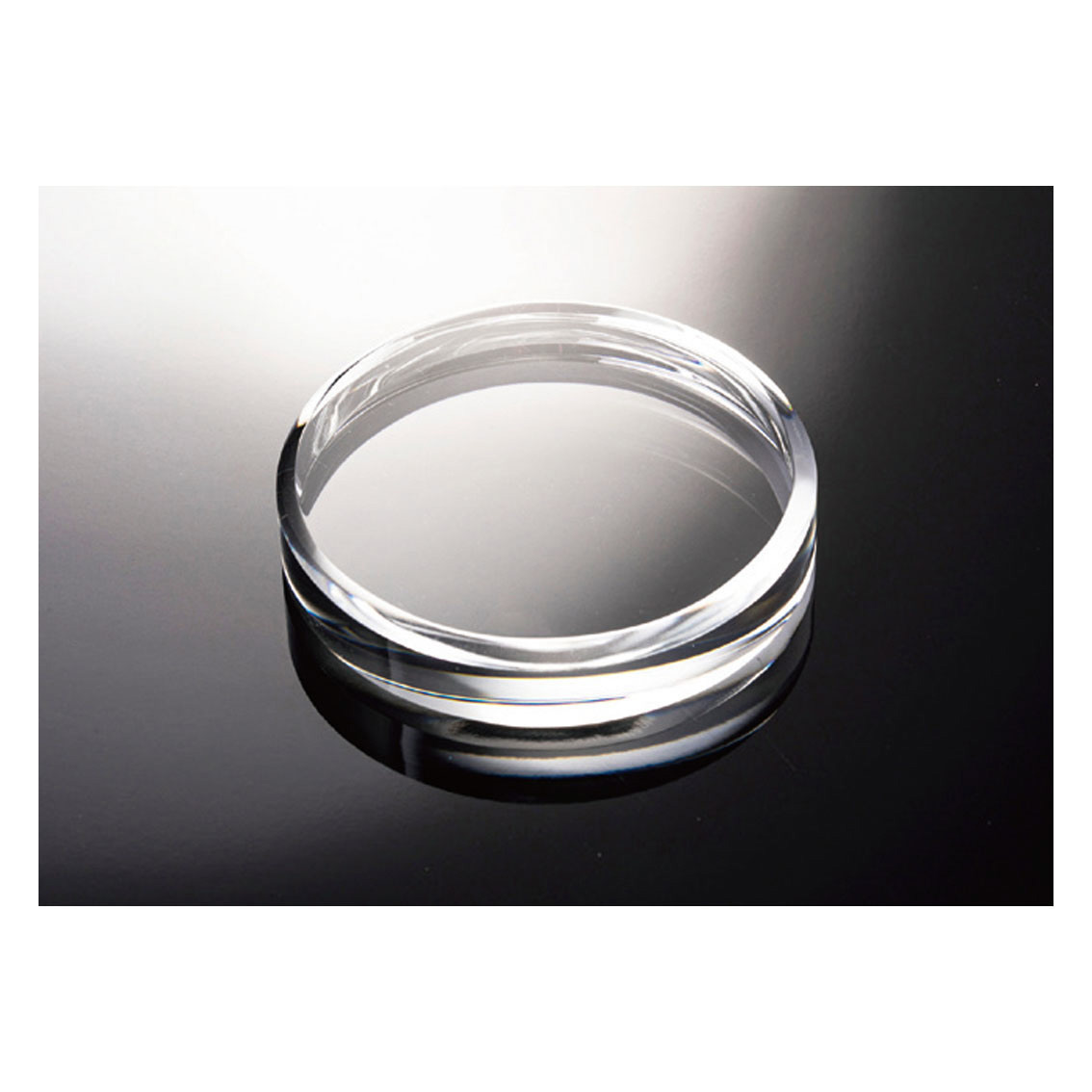 [クリスタルオーナメント] クリスタル・ペーパーウエイト65（丸型）