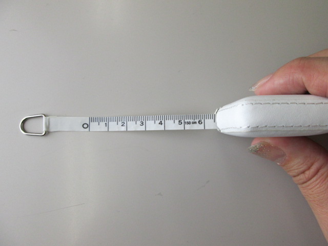 ノベルティ:レザーメジャー ナチュラルホワイト