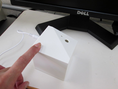 ノベルティ:パーソナル加湿器 キューブタイプ