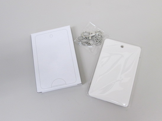 ノベルティ:フラットパスケース ホワイト