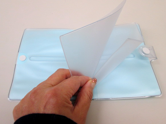 ノベルティ:保険証・カードケース