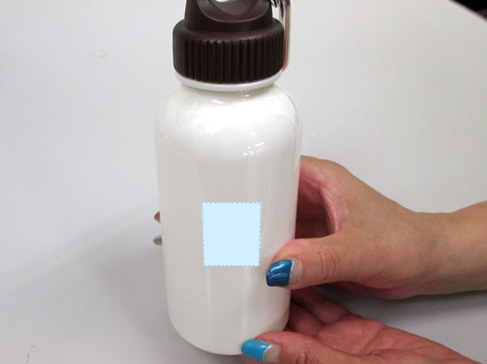 ノベルティ:カラビナ付カラフルボトル 350ml ホワイト