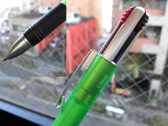 ノベルティ:4ノックボールペン グリーン