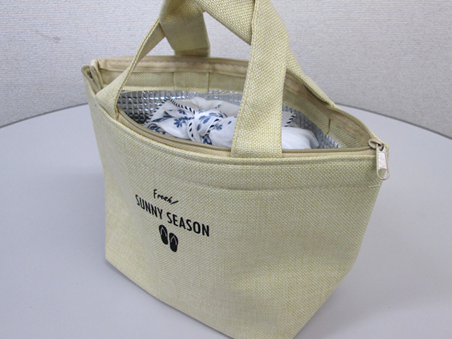ノベルティ:サニーシーズン 保冷温ランチバッグ