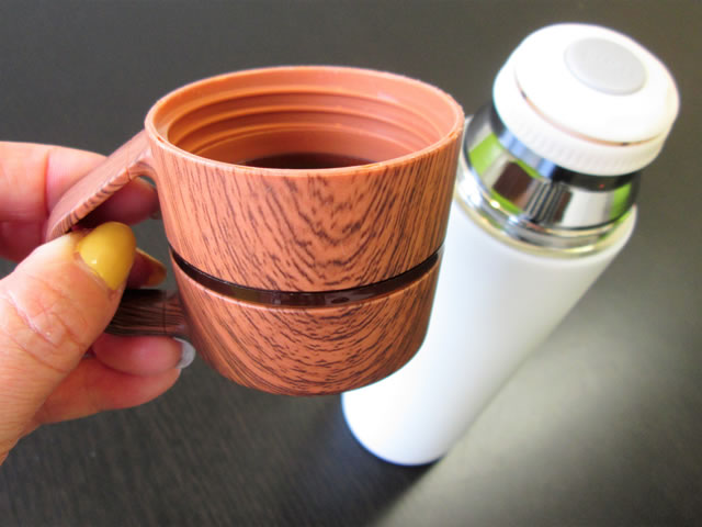 ノベルティ:木目調カップサーモボトル 500ml ブラック
