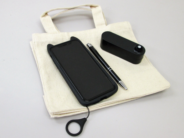 ノベルティ:コンパクトポータブルファン ブラック